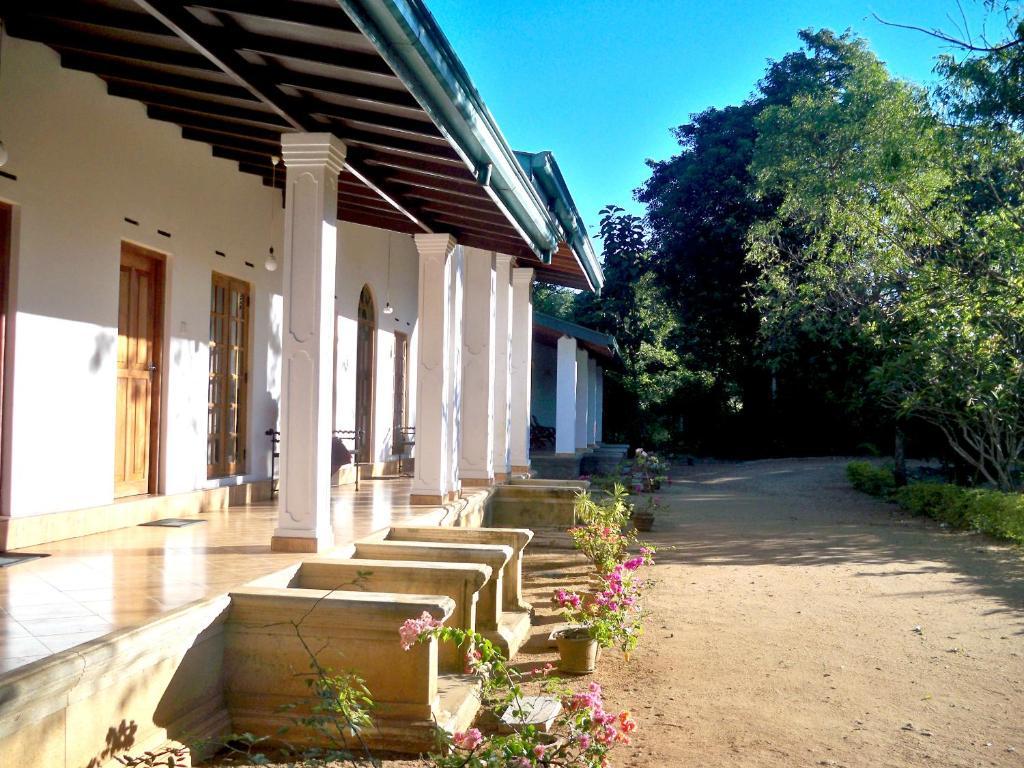 Hotel Le Grand Meaulnes Habarana Exterior foto